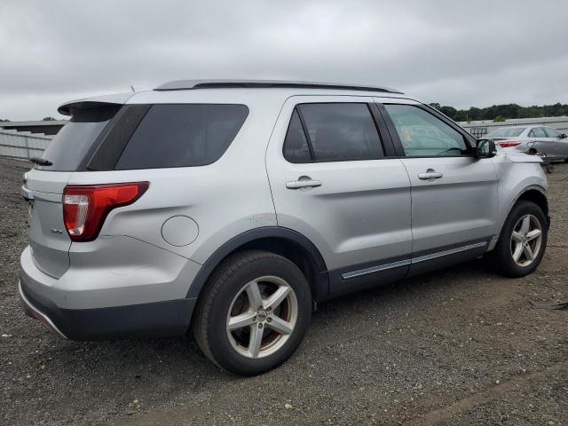 1FM5K8D84HGB13091 - 2017 FORD EXPLORER XLT SILVER photo 3