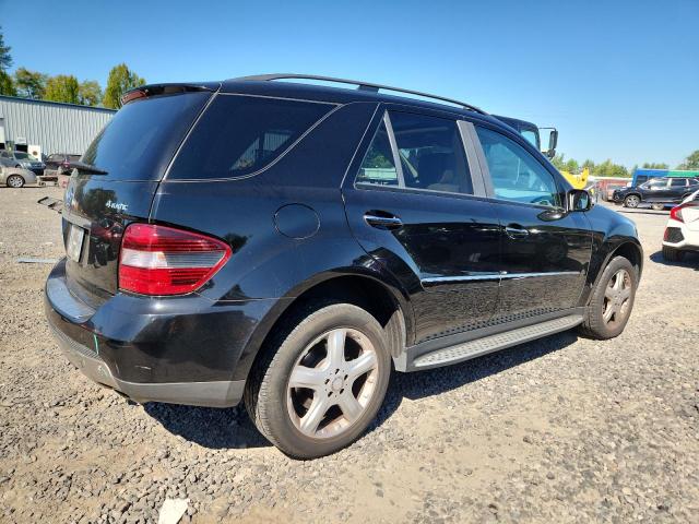 4JGBB86E88A308412 - 2008 MERCEDES-BENZ ML 350 BLACK photo 3