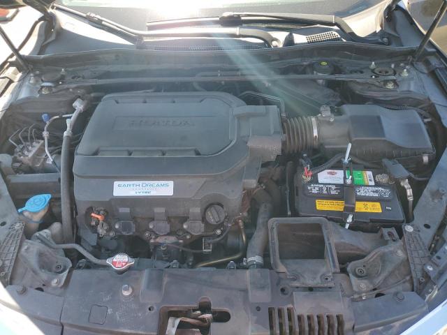 1HGCR3F96HA001820 - 2017 HONDA ACCORD TOURING BLACK photo 11