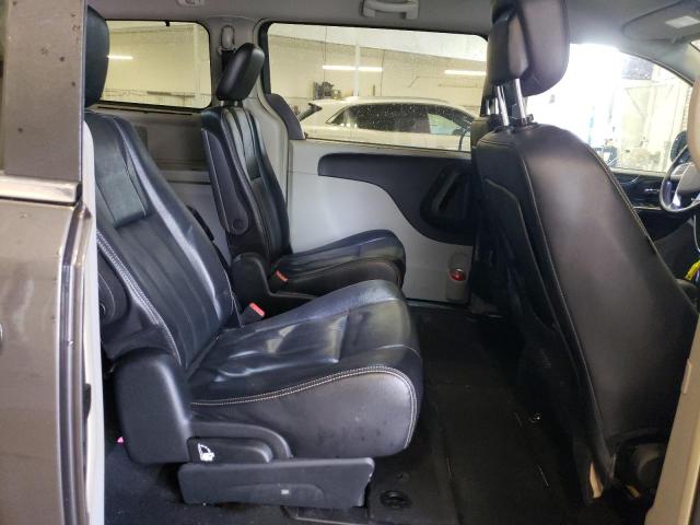 2C4RC1BG2FR596340 - 2015 CHRYSLER TOWN & COU TOURING GRAY photo 11