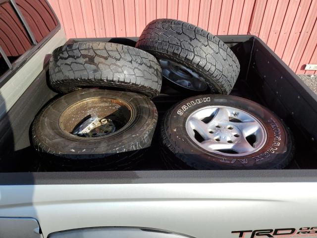 5TEGN92N34Z388098 - 2004 TOYOTA TACOMA DOUBLE CAB PRERUNNER SILVER photo 13