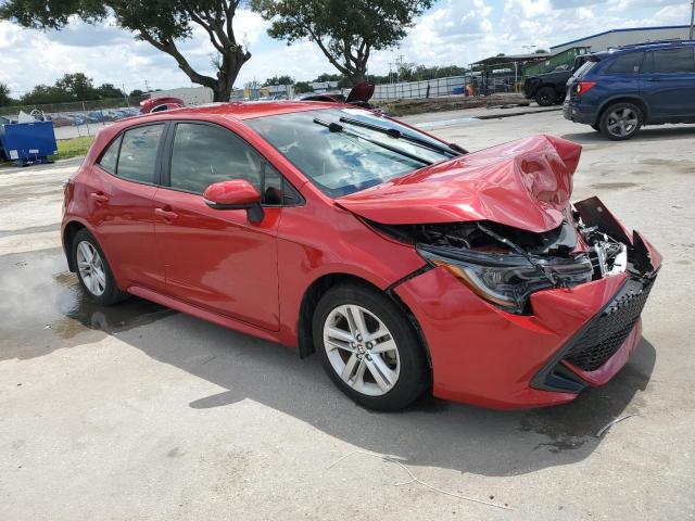 JTND4MBE4M3125556 - 2021 TOYOTA COROLLA SE RED photo 4