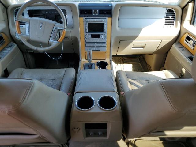 5LMFU28528LJ08682 - 2008 LINCOLN NAVIGATOR კრემისფერი ფოტო 8