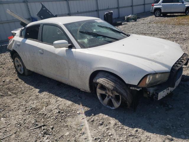 2B3CL3CG0BH512176 - 2011 DODGE CHARGER WHITE photo 4