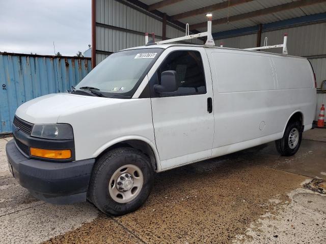 1GCWGBFP5J1335093 - 2018 CHEVROLET EXPRESS G2 Weiß Foto 1