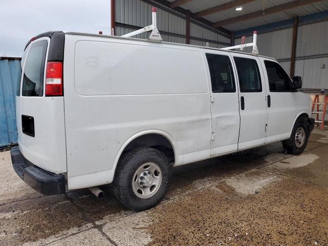 1GCWGBFP5J1335093 - 2018 CHEVROLET EXPRESS G2 Weiß Foto 3