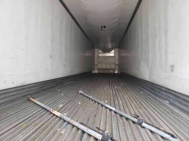 1UYVS2531FU114607 - 2015 UTILITY VS2RA WHITE photo 6