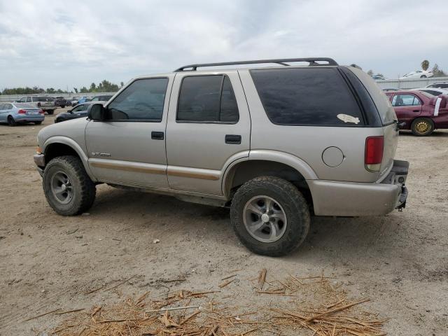 1GNDT13X74K163561 - 2004 CHEVROLET BLAZER GOLD photo 2