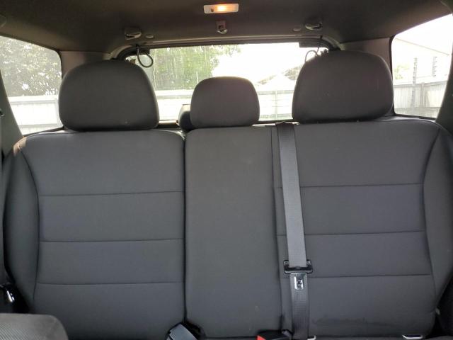 1FMCU9D76CKA77876 - 2012 FORD ESCAPE XLT Серебристый фото 10