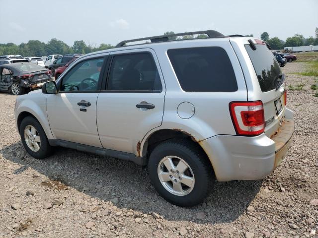 1FMCU9D76CKA77876 - 2012 FORD ESCAPE XLT Серебристый фото 2