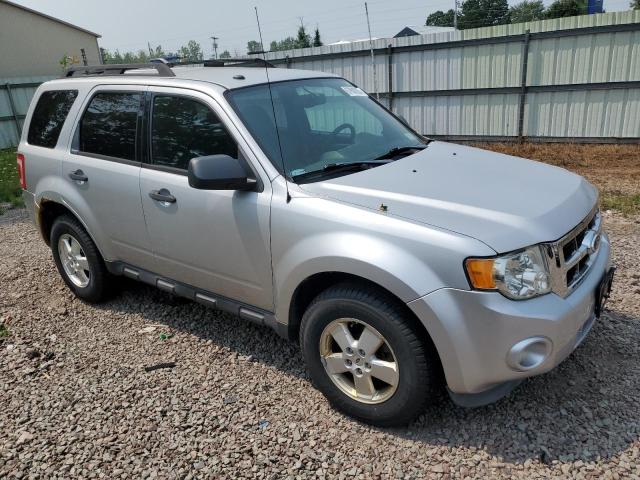 1FMCU9D76CKA77876 - 2012 FORD ESCAPE XLT Серебристый фото 4