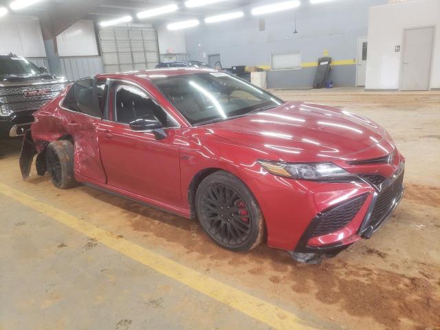 4T1G11AK1PU161215 - 2023 TOYOTA CAMRY SE NIGHT SHADE RED photo 4