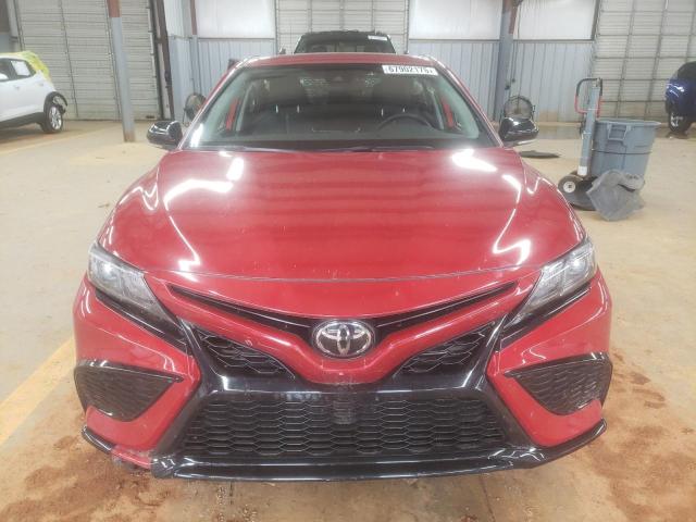 4T1G11AK1PU161215 - 2023 TOYOTA CAMRY SE NIGHT SHADE RED photo 5