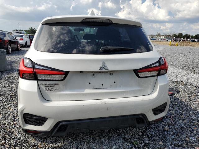 JA4AP3AU3LU011326 - 2020 MITSUBISHI OUTLANDER ES Weiß Foto 6