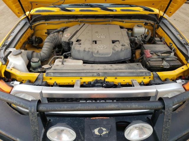 JTEBU11F470076428 - 2007 TOYOTA FJ CRUISER YELLOW photo 11