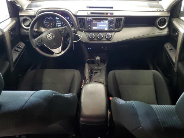 2T3BFREV7HW659586 - 2017 TOYOTA RAV4 LE ნაცრისფერი ფოტო 8