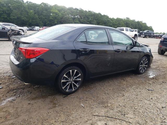 2T1BURHE7JC013255 - 2018 TOYOTA COROLLA L 黑色 照片 3