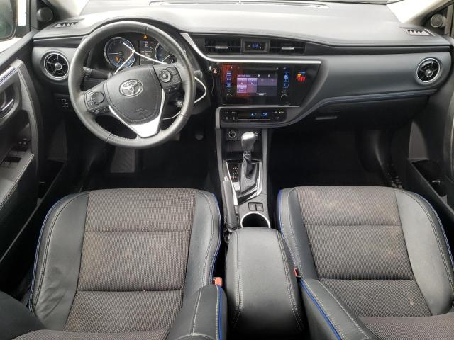 2T1BURHE7JC013255 - 2018 TOYOTA COROLLA L 黑色 照片 8