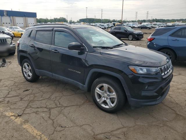 3C4NJDBN8RT577152 - 2024 JEEP COMPASS LATITUDE 黑色 照片 4