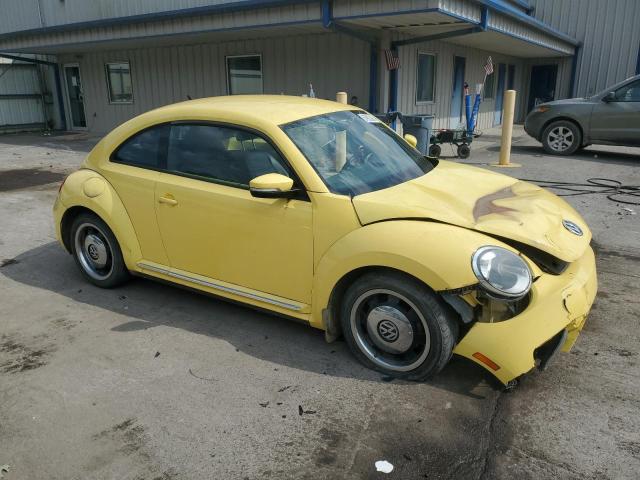 3VWJP7AT4CM640292 - 2012 VOLKSWAGEN BEETLE YELLOW photo 4