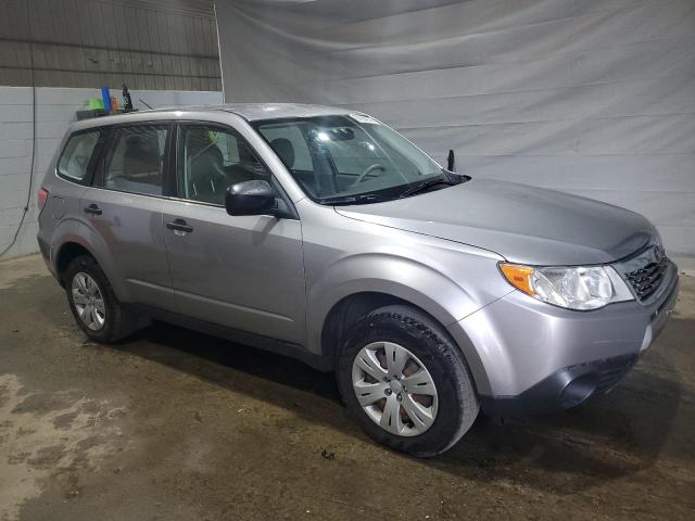 JF2SH61659H766605 - 2009 SUBARU FORESTER 2.5X Plata foto 4