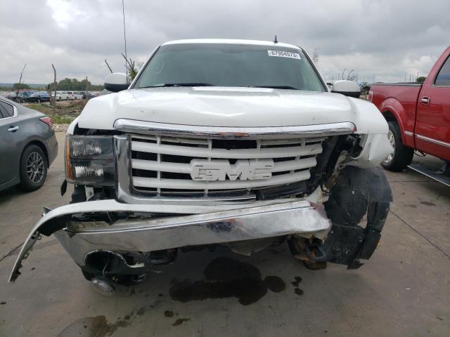 3GTEC13J88G288641 - 2008 GMC SIERRA C1500 WHITE photo 5