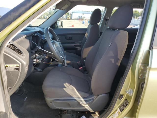 KNDJT2A51D7567302 - 2013 KIA SOUL GREEN photo 7