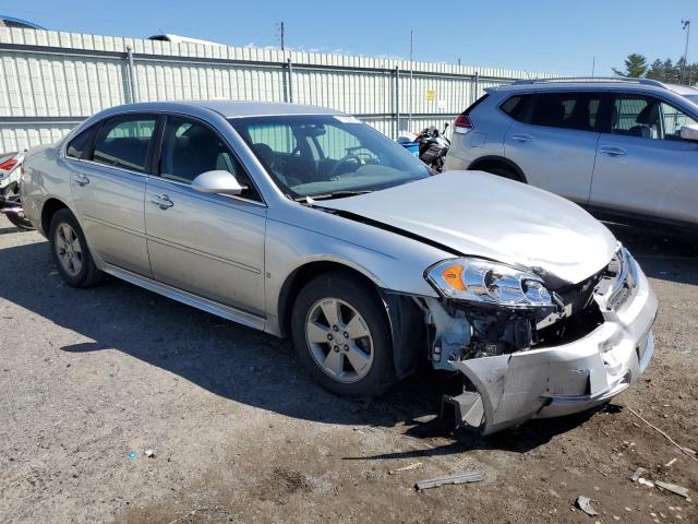 2G1WT57K291213032 - 2009 CHEVROLET IMPALA 1LT SILVER photo 4