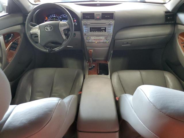 4T4BF3EKXBR093383 - 2011 TOYOTA CAMRY BASE Արծաթագույն լուսանկար 8