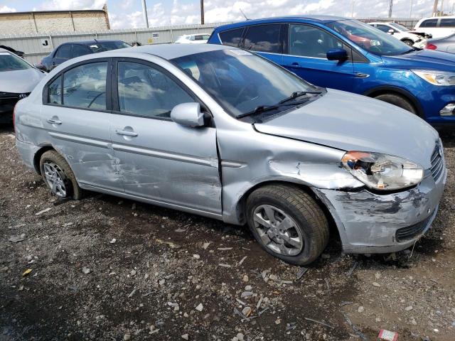 KMHCN46CX8U273048 - 2008 HYUNDAI ACCENT GLS SILVER photo 4