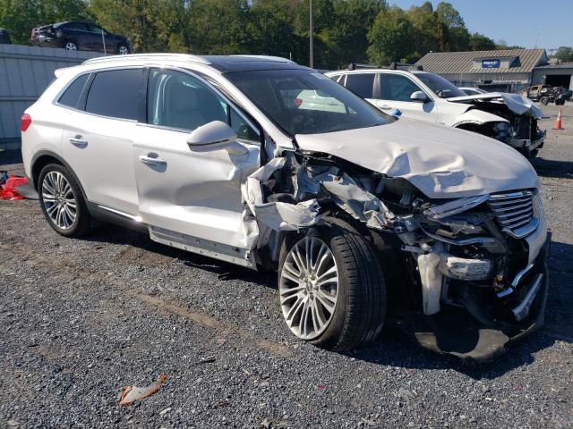 2LMTJ8LR0GBL37005 - 2016 LINCOLN MKX RESERVE WHITE photo 4