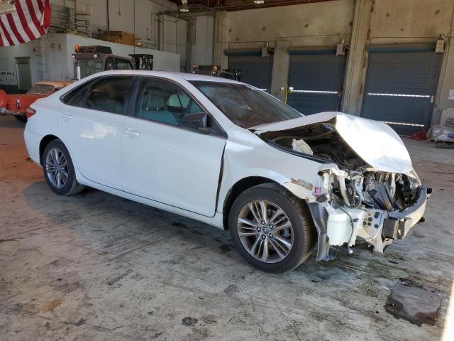 4T1BF1FK8FU060515 - 2015 TOYOTA CAMRY LE WHITE photo 4