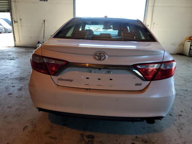 4T1BF1FK8FU060515 - 2015 TOYOTA CAMRY LE WHITE photo 6