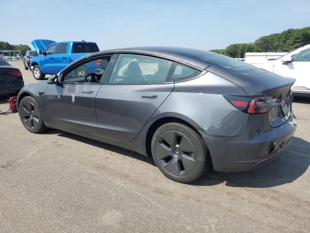 5YJ3E1EB2PF665895 - 2023 TESLA MODEL 3 Gris photo 2