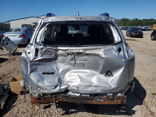 2T3RFREV8JW746644 - 2018 TOYOTA RAV4 ADVENTURE SILVER photo 6