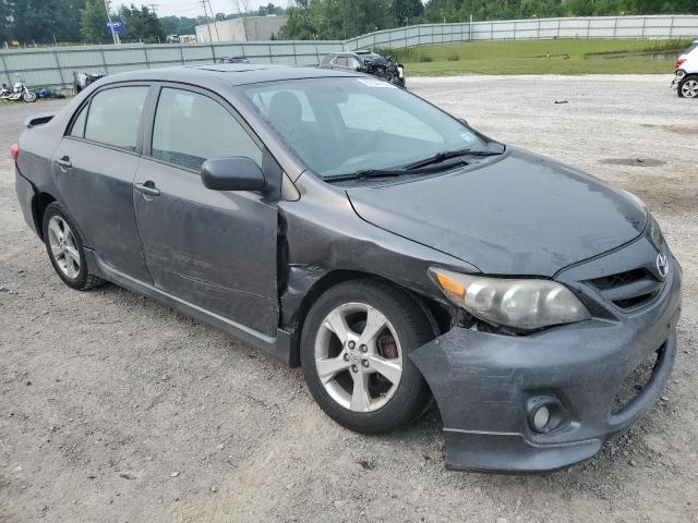 2T1BU4EE3BC692255 - 2011 TOYOTA COROLLA BASE GRAY photo 4
