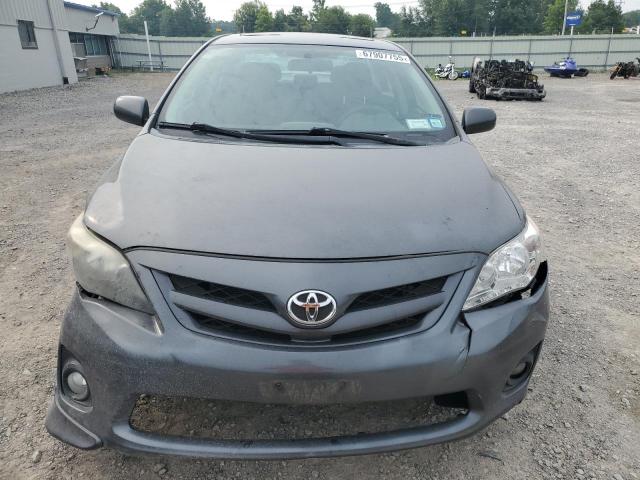 2T1BU4EE3BC692255 - 2011 TOYOTA COROLLA BASE GRAY photo 5