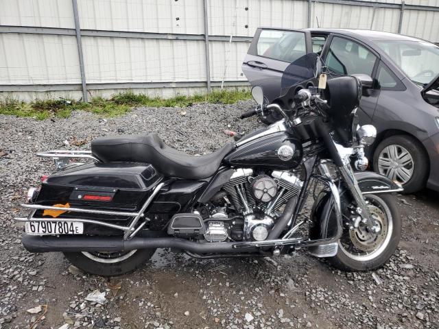 1HD1FCW144Y628086 - 2004 HARLEY-DAVIDSON FLHTCUI 黑色 照片 1
