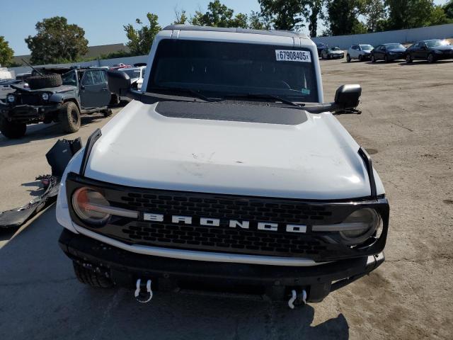 1FMEE5DP6NLB22925 - 2022 FORD BRONCO BASE WHITE photo 5