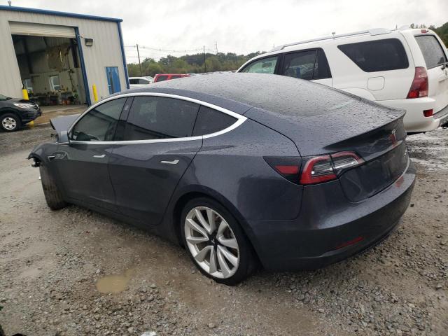 5YJ3E1EB6JF116806 - 2018 TESLA MODEL 3 GRAY photo 2