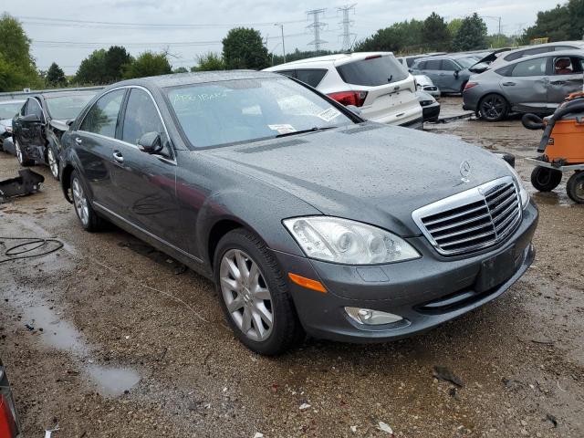 WDDNG86XX7A106535 - 2007 MERCEDES-BENZ S 550 4MATIC GRAY photo 4