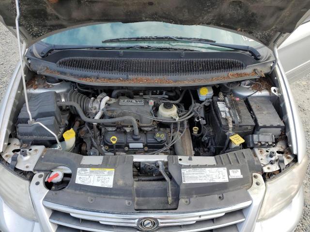 2C4GP54L65R389106 - 2005 CHRYSLER TOWN & COU TOURING SILVER photo 12