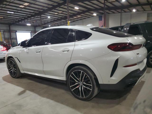 2J1384E - 2022 BMW X6 M50I WHITE photo 2