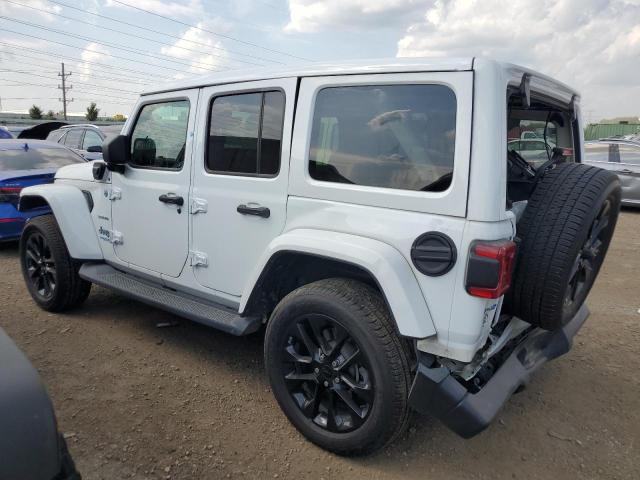 1C4JJXP69MW850149 - 2021 JEEP WRANGLER U SAHARA 4XE WHITE photo 2