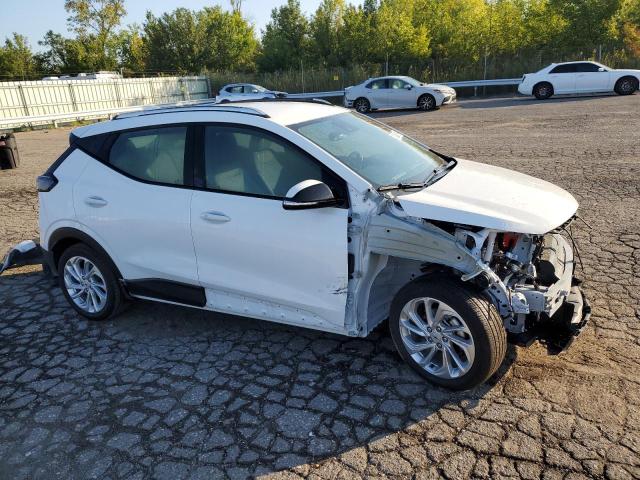 1G1FY6S07P4147916 - 2023 CHEVROLET BOLT EUV LT WHITE photo 4