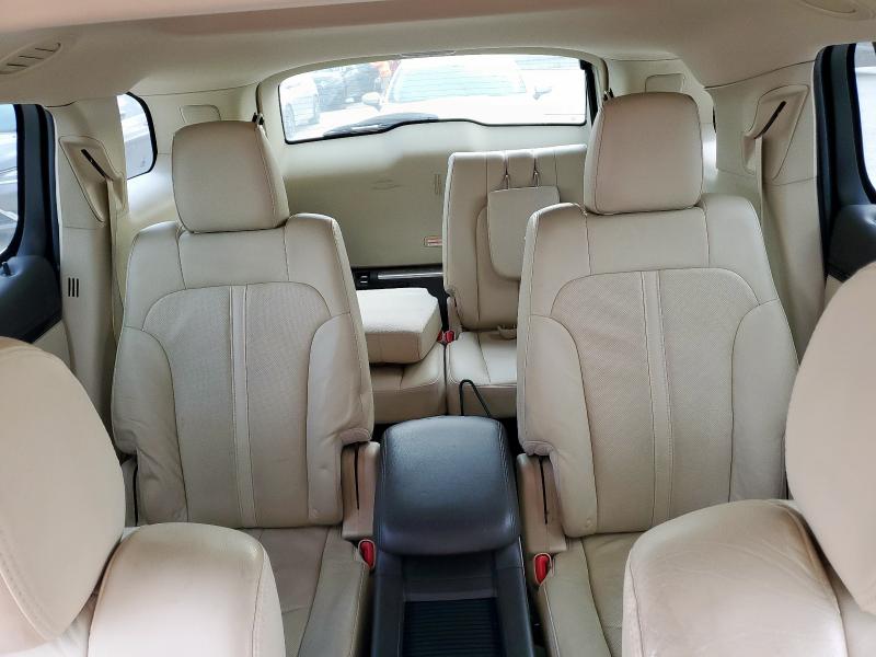 2LMHJ5AT7KBL00822 - 2019 LINCOLN MKT Brązowy zdjęcie 10