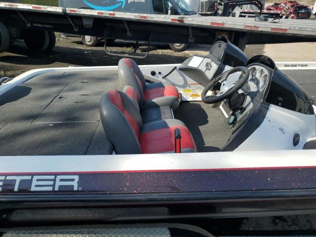 STE39355E909 - 2009 SKEE BOAT RED photo 6
