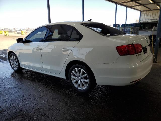 3VWDP7AJ4DM286531 - 2013 VOLKSWAGEN JETTA SE WHITE photo 2
