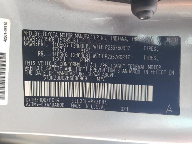 5TDKZ3DC2HS880969 - 2017 TOYOTA SIENNA LE SILVER photo 13