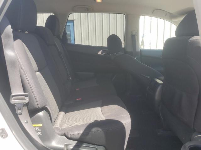 5N1DR2MN0HC697183 - 2017 NISSAN PATHFINDER S 银色 照片 11